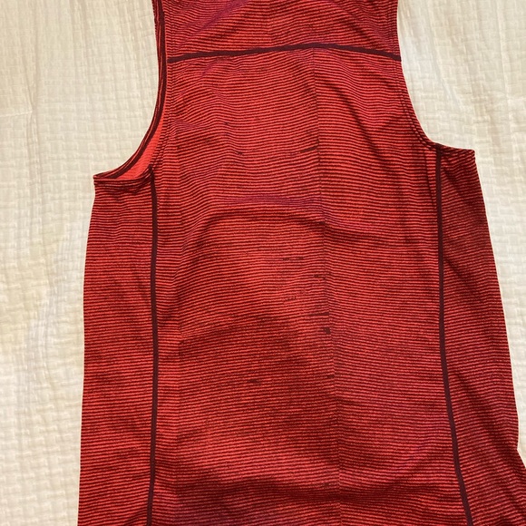 Nike dry fit pinnie race shirt - Picture 3 of 3